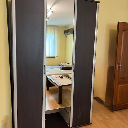 за *