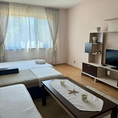 за Appartement Kharmanli